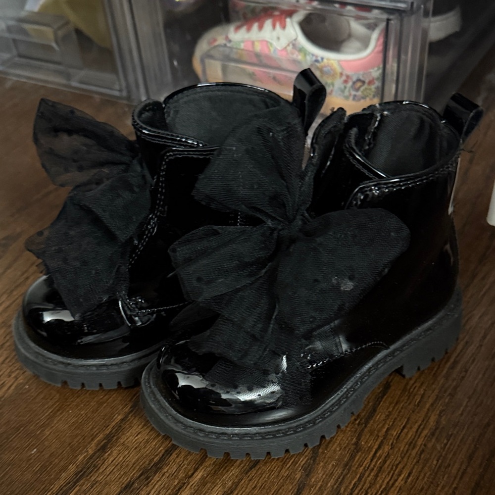 Jessica Simpson Black Kids Boots with Bow